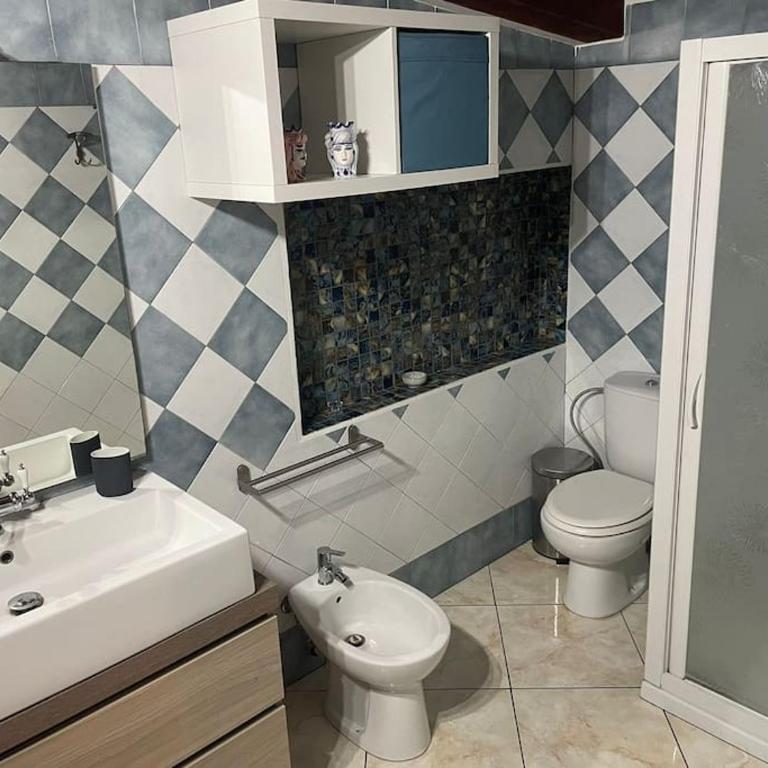 Domus Zeus - Two-Bedroom Apartment - 10