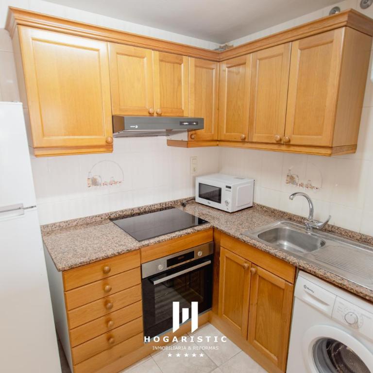 Ex - Céntrico Apartamento Europa con Piscina - Two-Bedroom Apartment - 8
