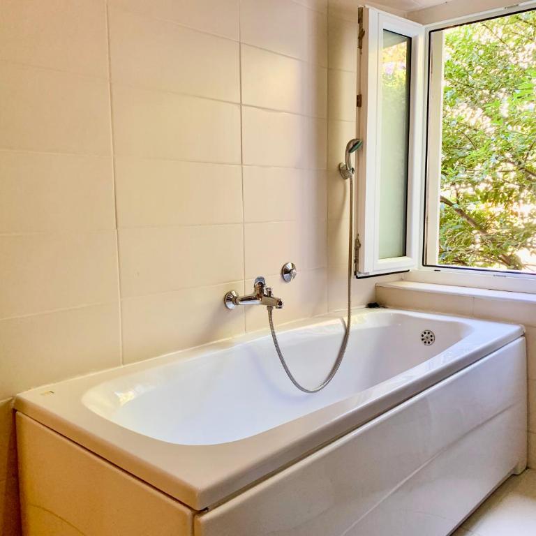 Charming rooftop view - Apartman sa 2 Spavaće Sobe - 25