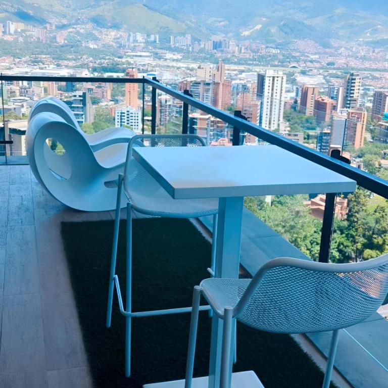 Apartamento de Lujo con Vista Panorámica en Medellín - Apartamento de 2 dormitorios - 19