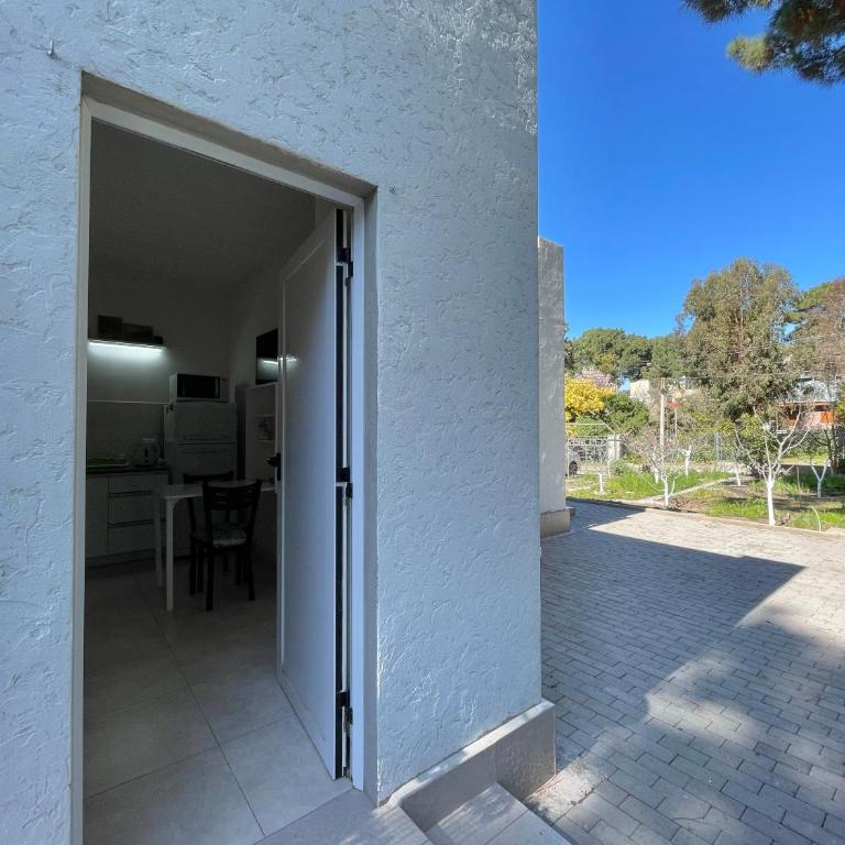 Habitación 2 personas Monte Hermoso - One-Bedroom Apartment - 9