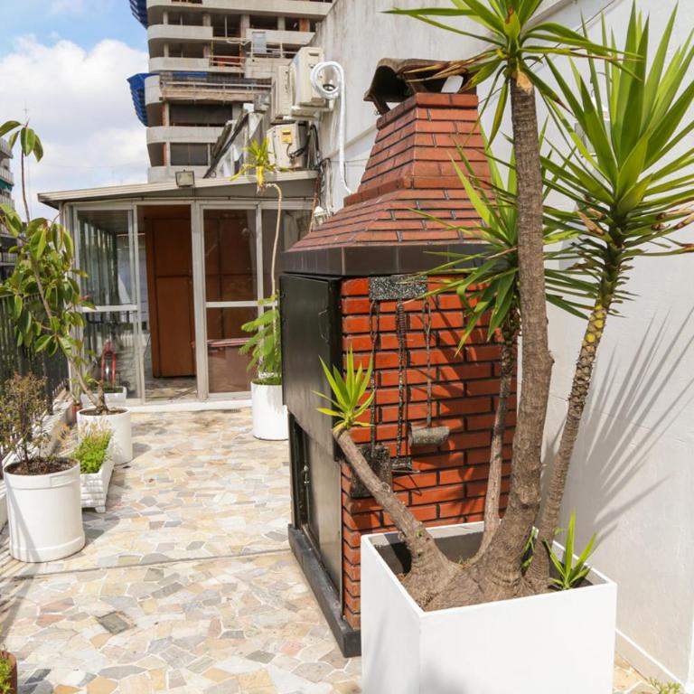 Amplio Departamento 3 dormitorios en Palermo con terraza y parrilla - Apartamento de 3 dormitorios - 1