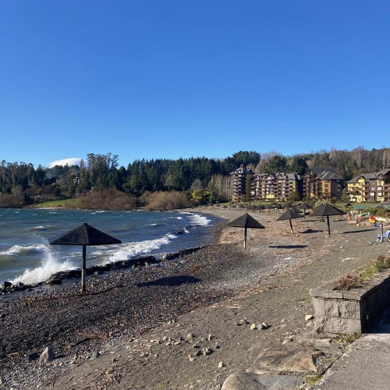 Hermoso depto en Villarrica borde lago - Apartamento de 3 dormitorios - 40