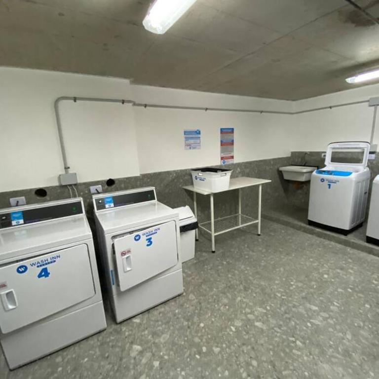 Lujoso Departmento Puerto Mader Con Cochera - Apartamento de 1 dormitorio - 30