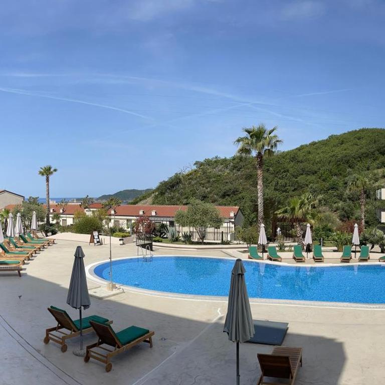 Sunset Poolside Retreat BlueH - Apartman sa 2 Spavaće Sobe i Pogledom na Bazen - 37