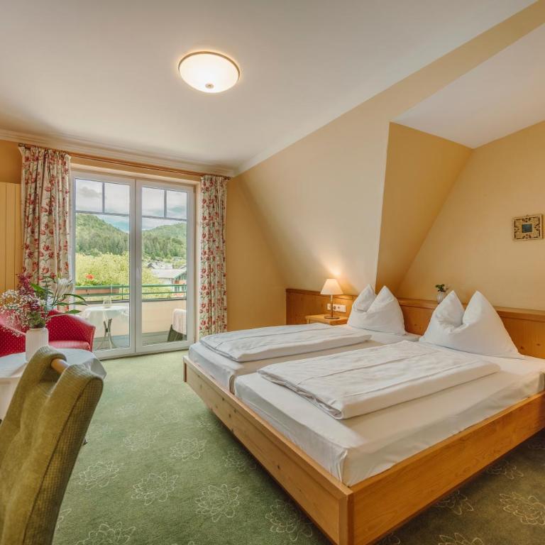 Hotel Seerose - Doppelzimmer mit Bergblick - 1