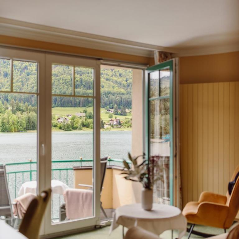Hotel Seerose - Superior Doppel- oder Zweibettzimmer mit Seeblick - 4
