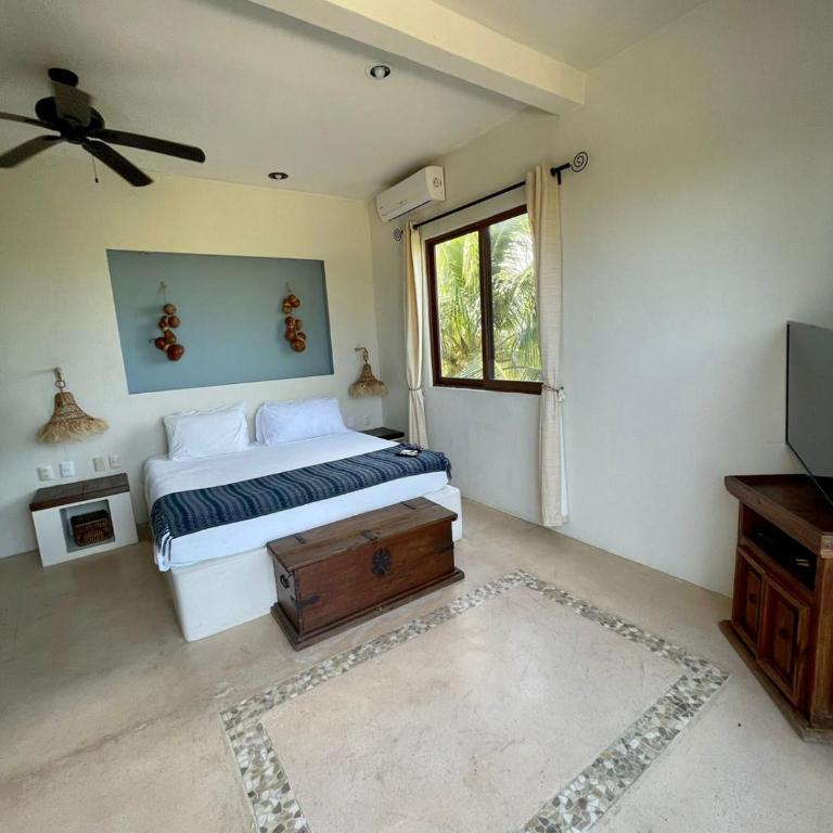 Hotel Boutique La Puerta Azul Beachfront - Adults Only - Villa frente a la playa - 3