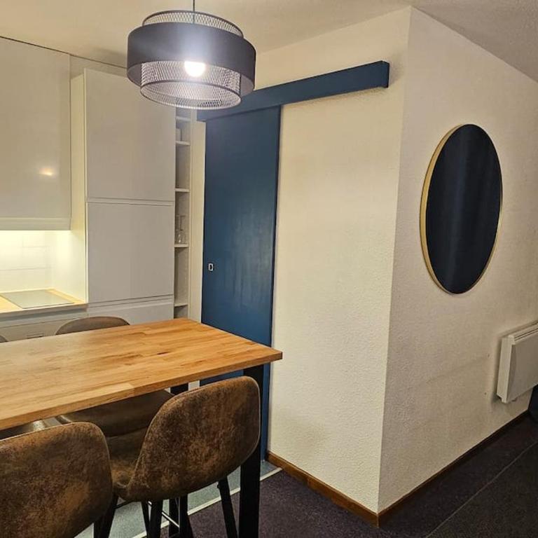 Le balcon du soleil, Pied de pistes 2100m 5 pers Plagne Soleil paradiski classé 2 étoiles meublé et 3 cristaux Paradiski - Apartment mit 1 Schlafzimmer - 17