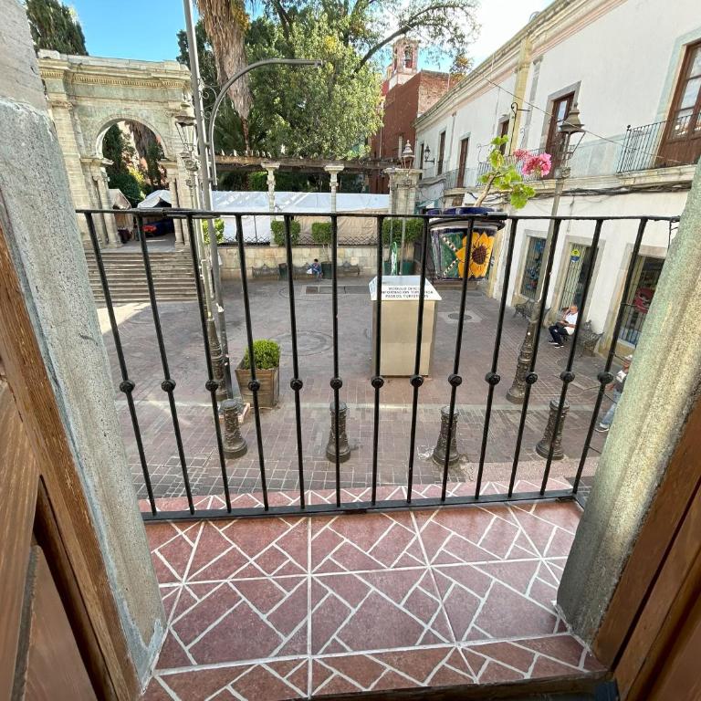 Vista Reforma - Double Room with Balcony - 7