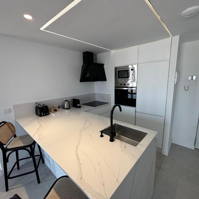 Pozos Dulces 14 by Pineapple Homes - Estudio Deluxe con cama grande - 6