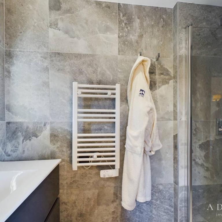 Luxueux Appartement 8 Pers, SPA, Près des Pistes, Parking, WIFI - FR-1-398-667 - Appartamento - 9