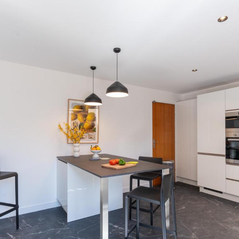 Le 17 - Centre historique avec garage - - Appartement 2 Chambres - 25