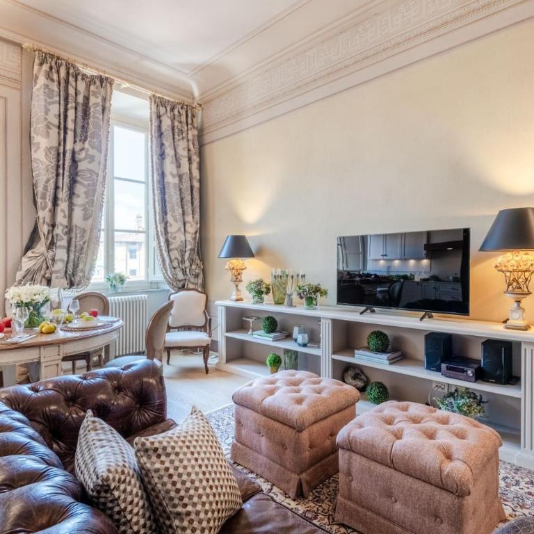 Timeless Palazzo in the heart of Lucca - Two-Bedroom Apartment - 4