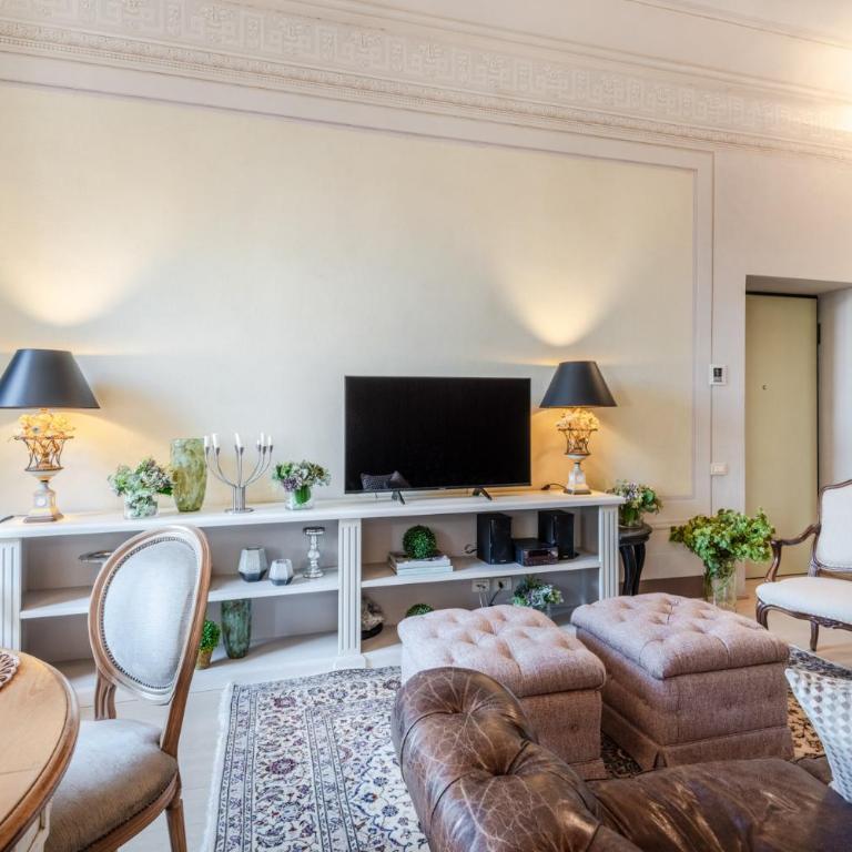 Timeless Palazzo in the heart of Lucca - Two-Bedroom Apartment - 33