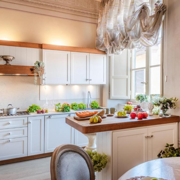 Timeless Palazzo in the heart of Lucca - Two-Bedroom Apartment - 36