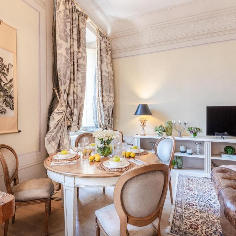 Timeless Palazzo in the heart of Lucca - Two-Bedroom Apartment - 39