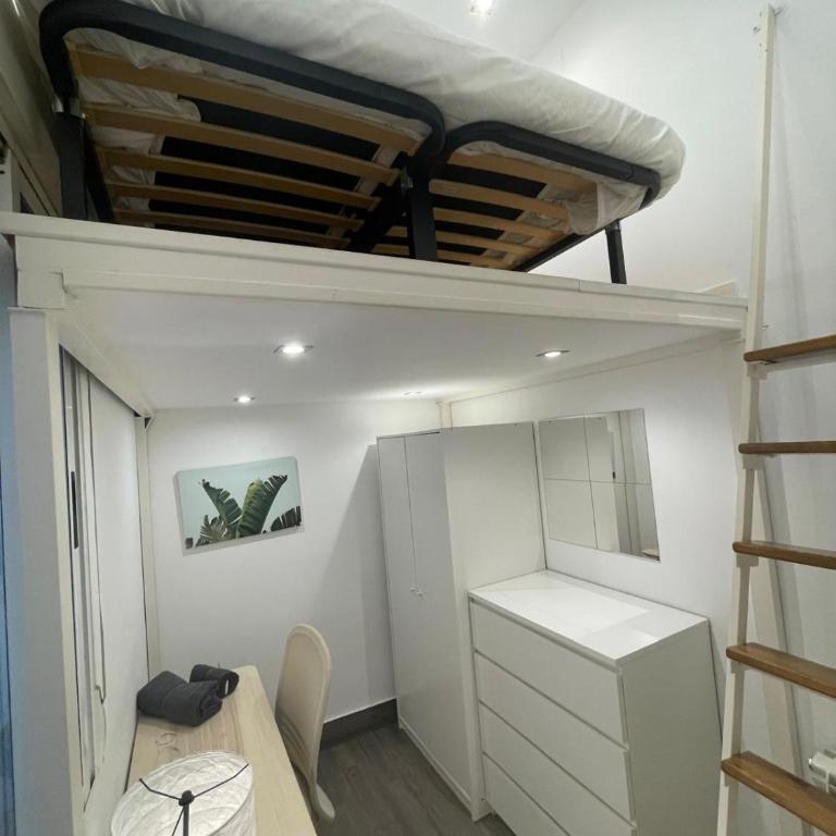Apartamento en pleno centro de Madrid - Two-Bedroom Apartment - 17