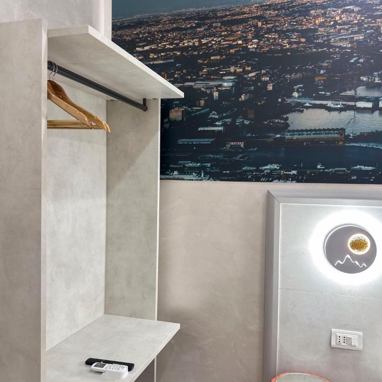 DUOMO 50 NAPOLI Boutique Rooms - Deluxe Double or Twin Room - 6