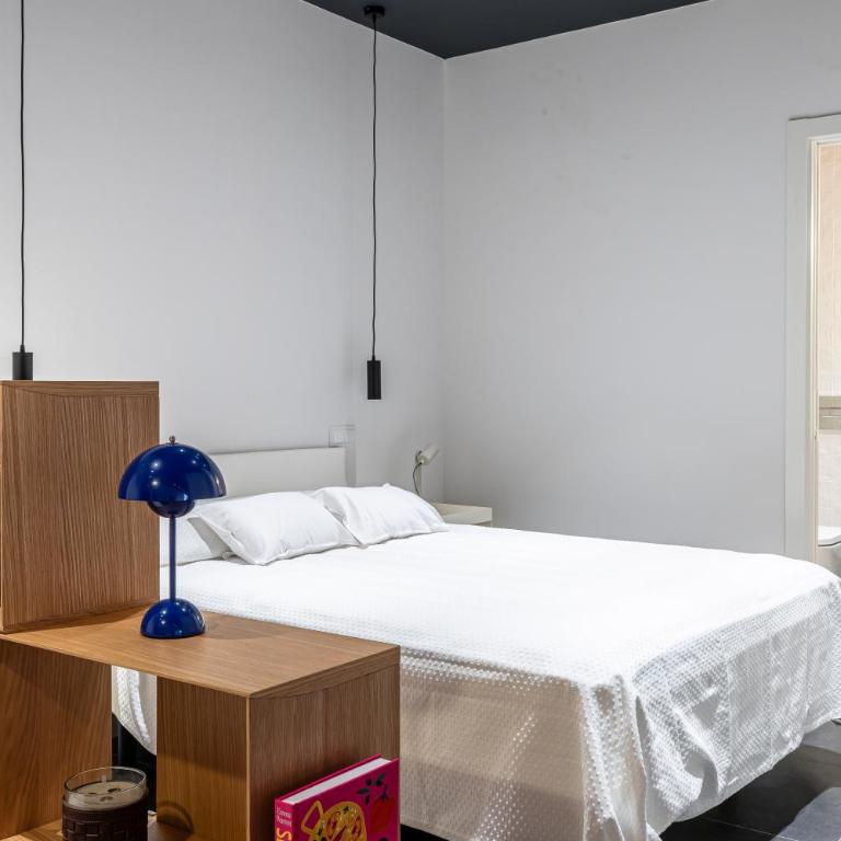 Estudios Arturo Soria by Rent Me - Deluxe Studio - 1