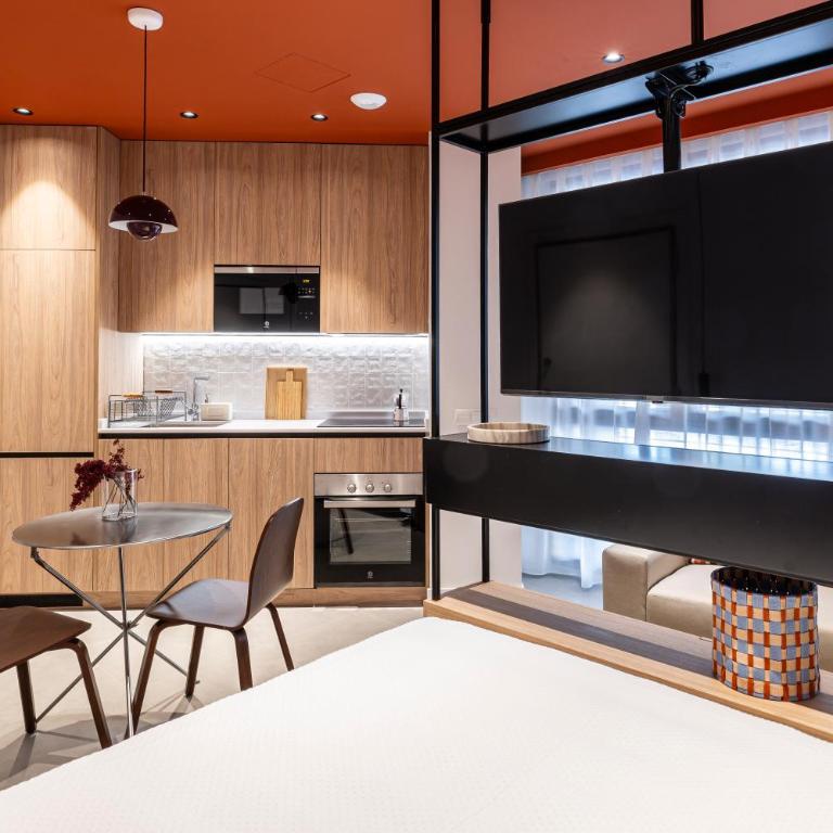 Estudios Arturo Soria by Rent Me - Studio - 24