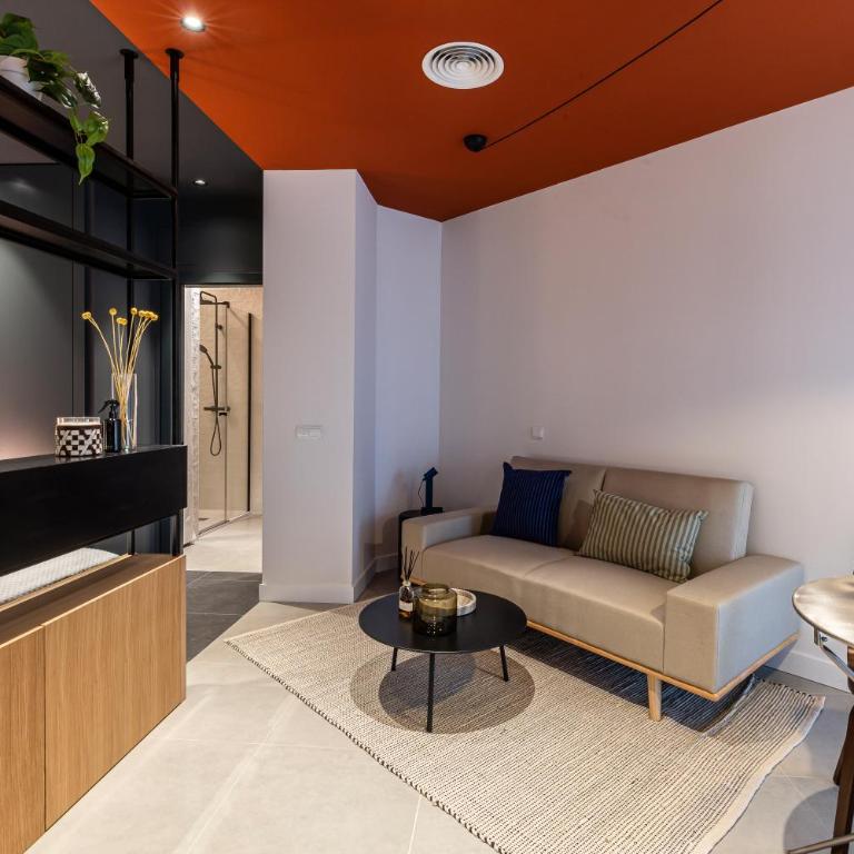 Estudios Arturo Soria by Rent Me - Studio - 50