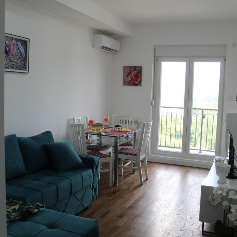 Zara Lux Panorama - One-Bedroom Apartment - 1