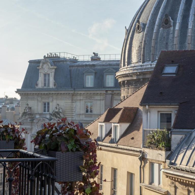 Le Burgundy Paris - Chambre Double Deluxe avec Balcon - 3
