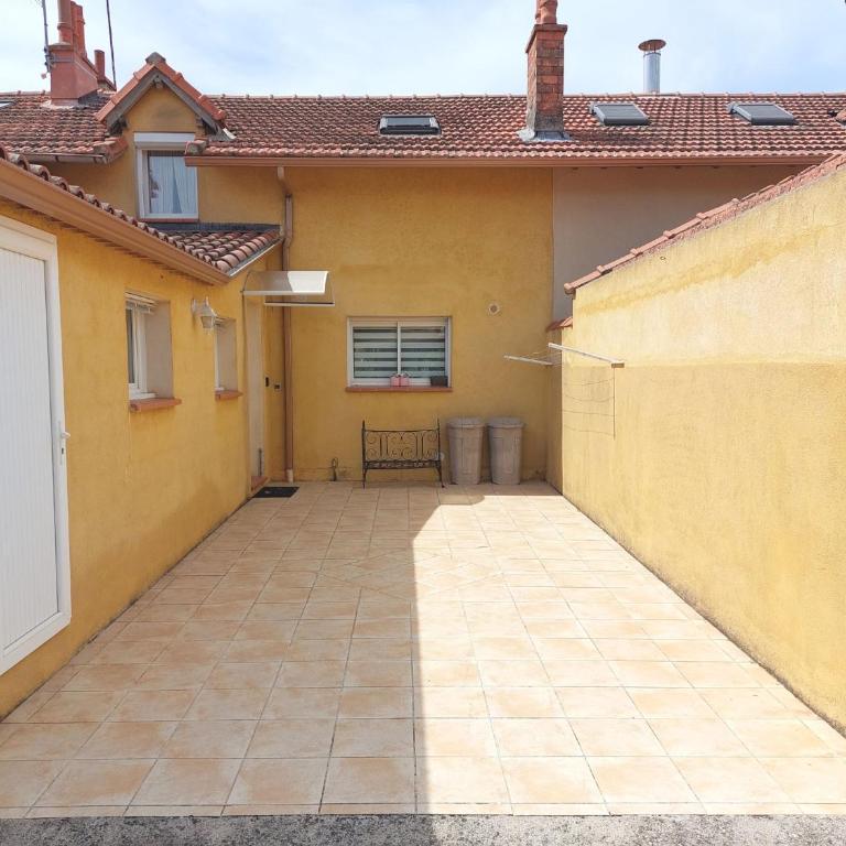 La Maison Pitok à 400m de la plage - Three-Bedroom House - 29