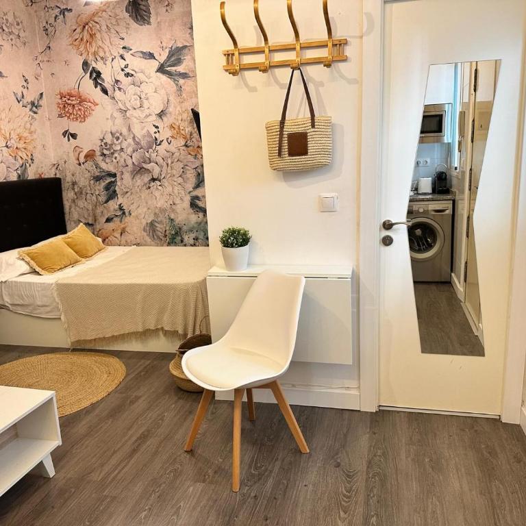 Céntrico y tranquilo - One-Bedroom Apartment - 5