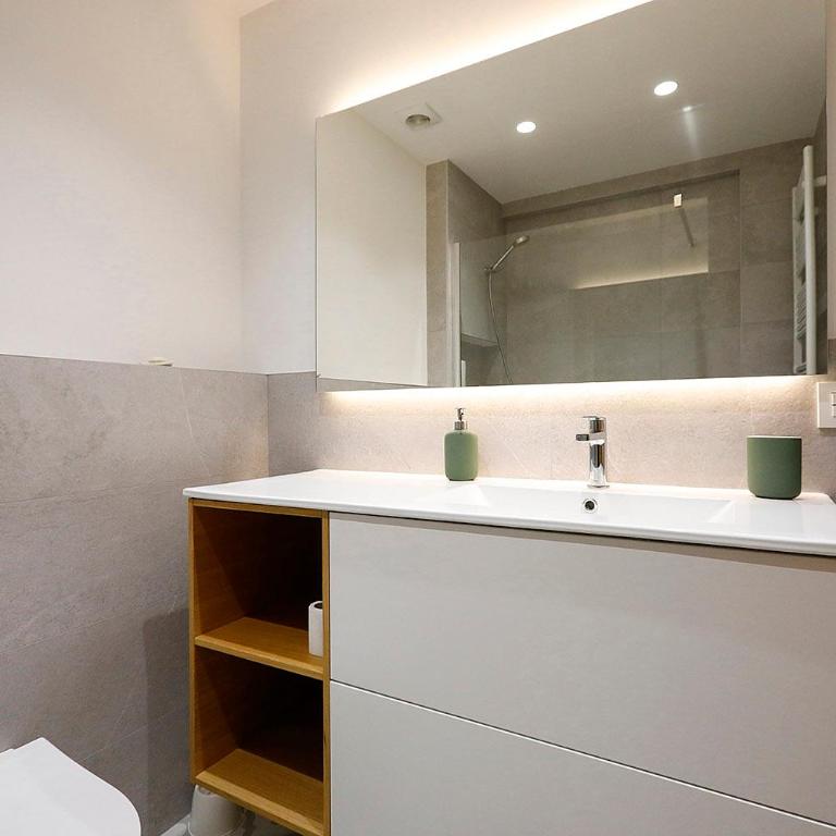 Piso a 5min de la playa de la Zurriola - Apartamento de 2 dormitorios - 25