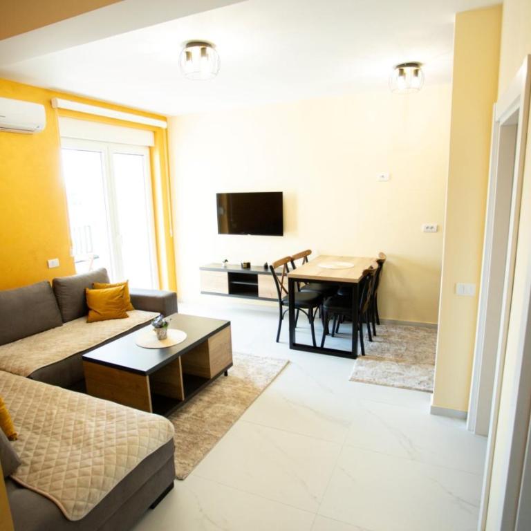 FAMILY APARTMENTs 3 - One-Bedroom Apartment - 18