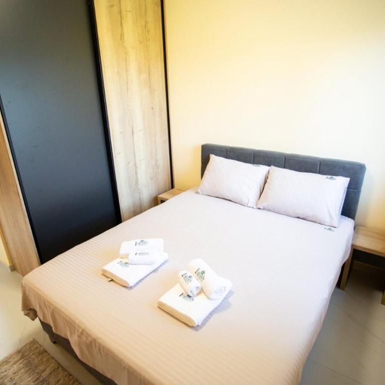 FAMILY APARTMENTs 3 - One-Bedroom Apartment - 12