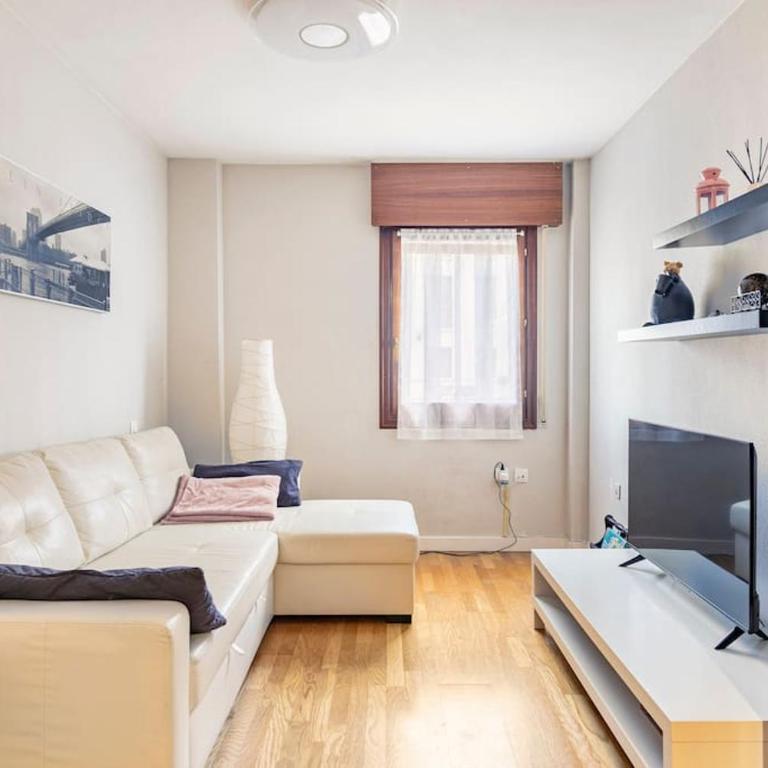 Coqueto apartamento en Jaca - Apartamento de 2 dormitorios - 1