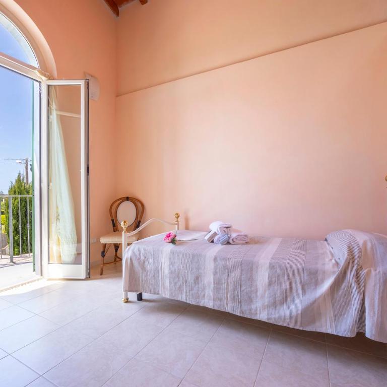 Villa Clara with Outdoor Jacuzzi few km from the Sea - Happy Rentals - Villa Deluxe - 26