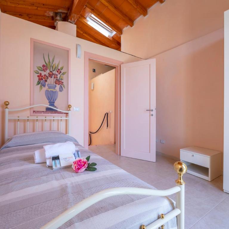 Villa Clara with Outdoor Jacuzzi few km from the Sea - Happy Rentals - Villa Deluxe - 28