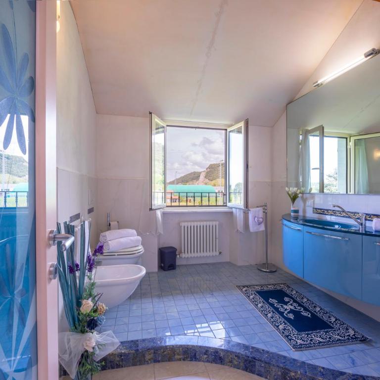 Villa Clara with Outdoor Jacuzzi few km from the Sea - Happy Rentals - Villa Deluxe - 11