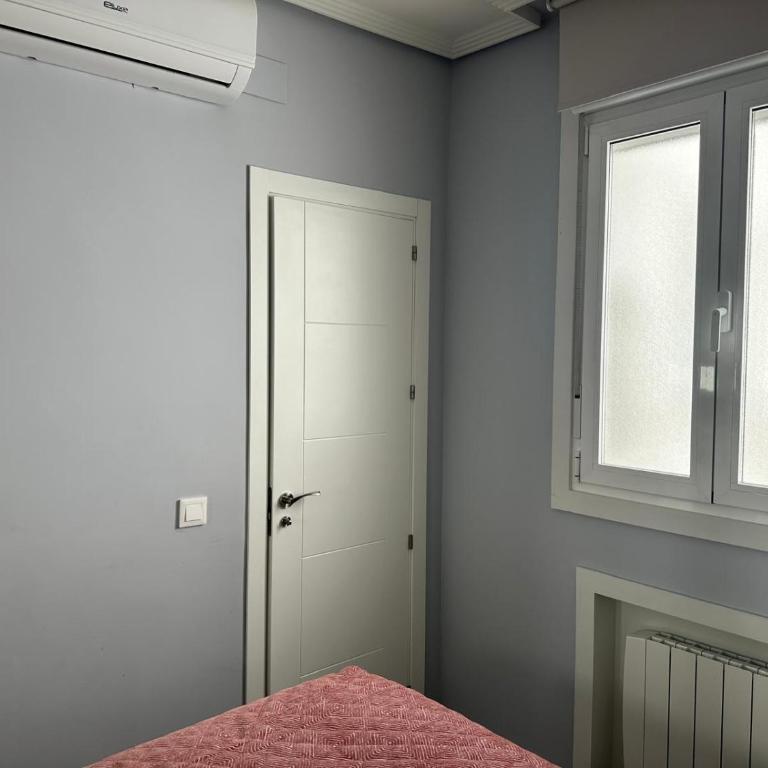 Piso Madrid Centro 5 min andando Gran Vía - One-Bedroom Apartment - 13