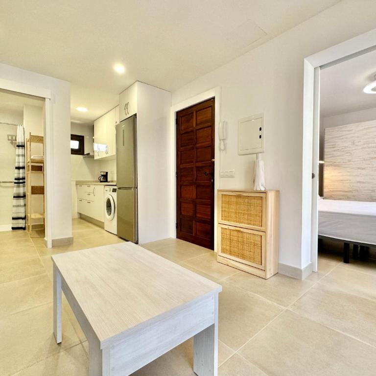 Daniela 203 - Adults Only - - Apartamento de 1 dormitorio con balcón - 20