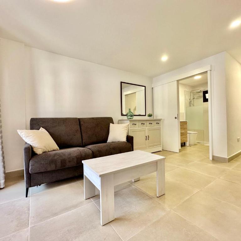 Daniela 203 - Adults Only - - Apartamento de 1 dormitorio con balcón - 4