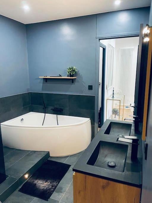 Luxueux appartement, Carré d'Or, Square Mozart - Appartement 2 Chambres - 3