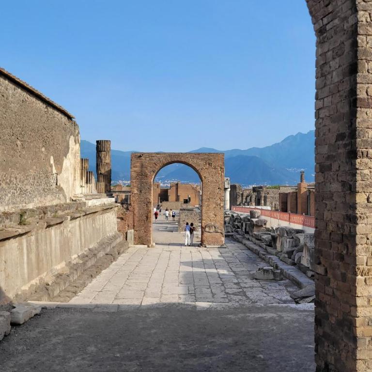 Porta Pompei & Sorrento Coast - Appartamento con 3 Camere da Letto e Vista Montagna - 79