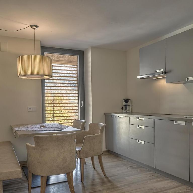 B&B Boutique Hotel Burgund - Apartamento de 2 dormitorios con vistas - 3