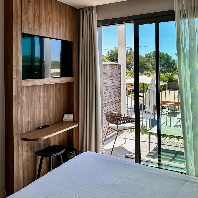 Silken Platja d'Aro - Habitación Doble con vistas a la piscina - 1 o 2 camas - 8