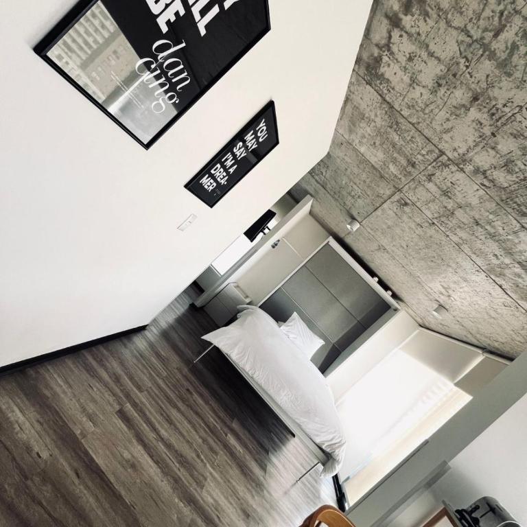 APART HOTEL - Double Room with Balcony - 5