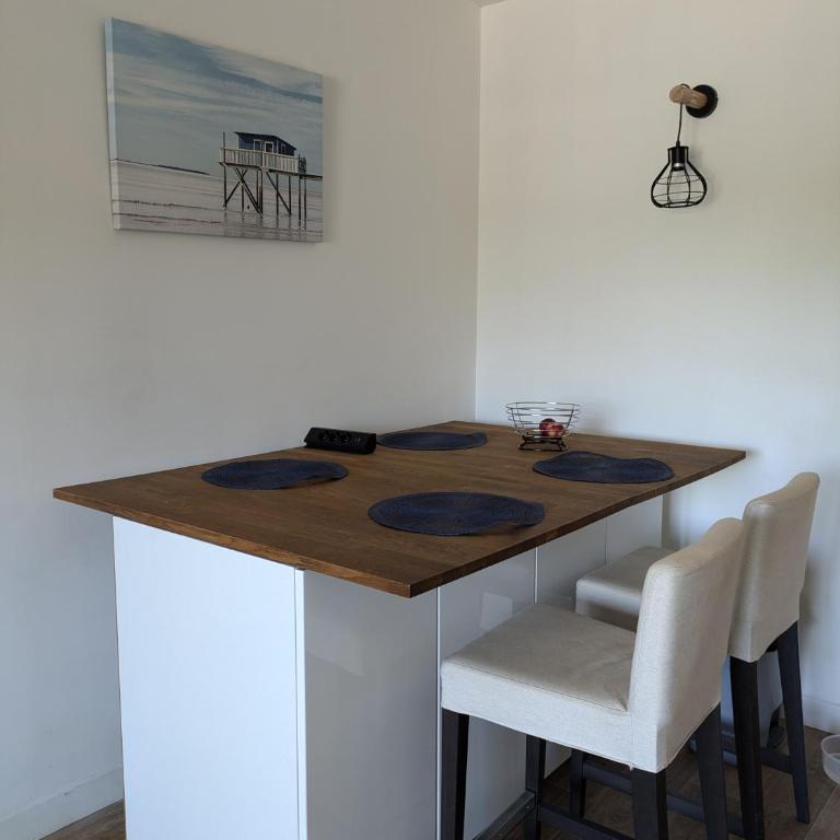 Adorable studio 3 p climatisé - HYERES Port plages - Appartement - 5