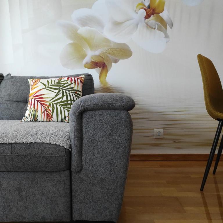 Orchis - One-Bedroom Apartment - 2