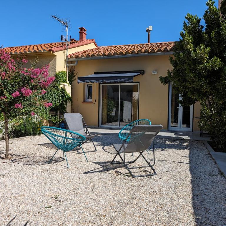 Coquette maison canetoise - Two-Bedroom House - 1