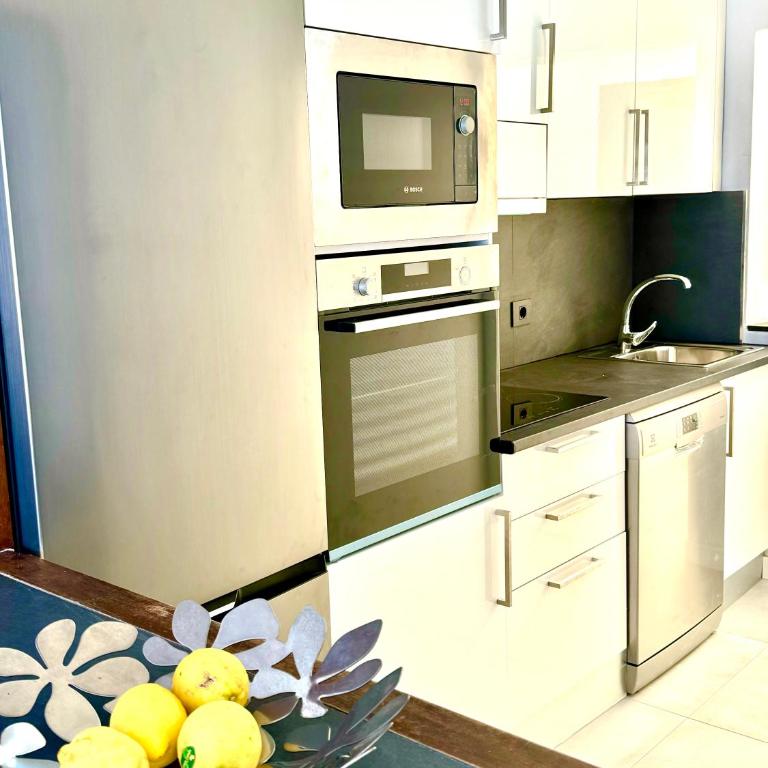 Casa Las Olas - Three-Bedroom Villa - 22