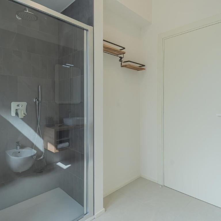 ManaraQuattro - apartament in Como near the center with free parking - Lake Como - Appartamento con 1 Camera da Letto - 18